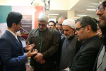 معاون استاندار و رئیس دانشگاه قم از غرفه جهاددانشگاهی در نمایشگاه هفته پژوهش بازدید کردند