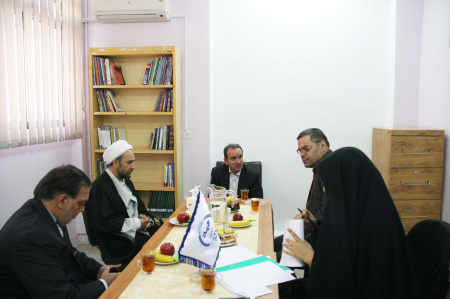 بازدید معاون اجتماعی و پیشگیری از وقوع جرم دادگستری کل استان قم از مرکز آموزش های ازدواج جهاددانشگاهی
