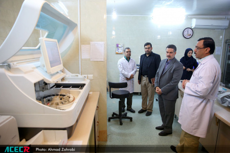 بازدید نایب رییس کمیسیون بهداشت مجلس از مرکز درمان ناباروری جهاد دانشگاهی قم