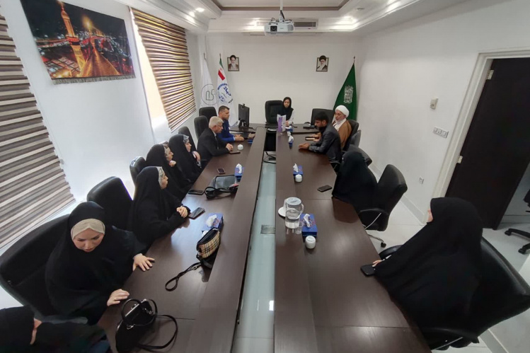 بازدید پزشکان عراقی از مرکز درمان ناباروری جهاددانشگاهی قم