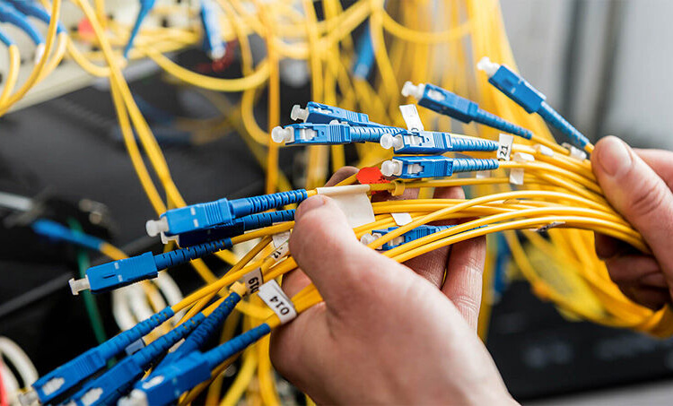 دوره تخصصی «تربیت تکنسین فیبر نوری» در قم برگزار می شود