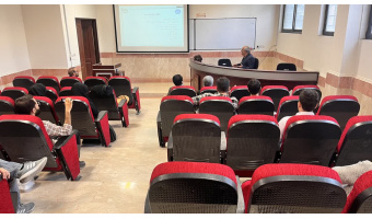 «صندلی تجربه» در دانشکدگان فارابی دانشگاه تهران برگزار شد