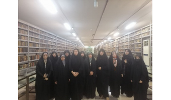 دانشجویان از کتابخانه ماندگار آیت الله مرعشی نجفی بازدید کردند