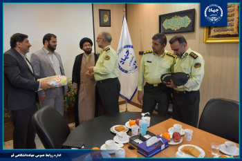 مفاخر قرآنی استان قم تجلیل شدند