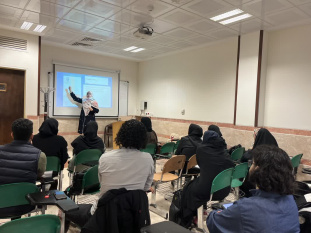 دانشجویان پزشکی قم با کلیات مدیریت زخم آشنا شدند